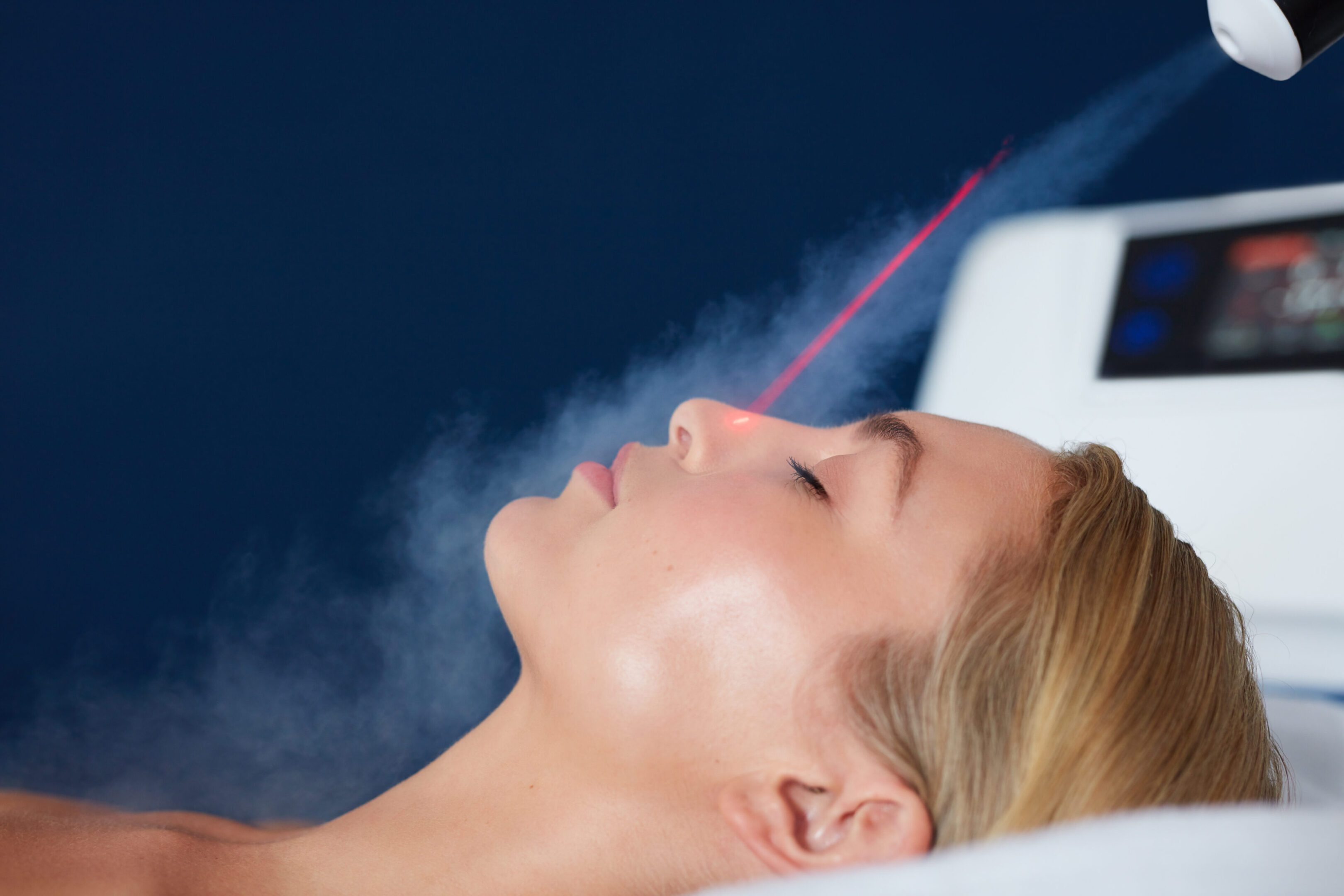 Facial treatment with laser therapy
