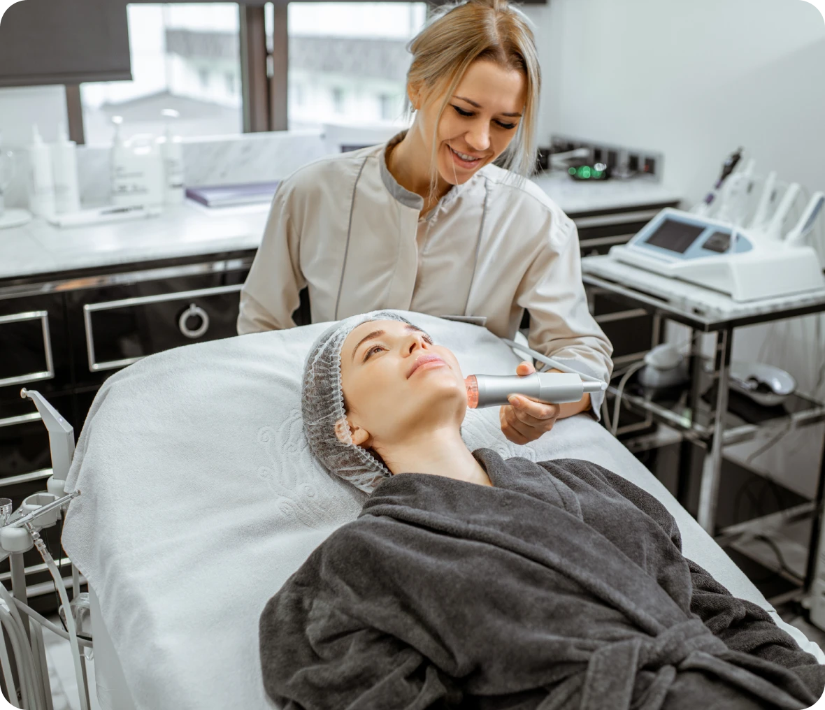 Relaxing facial therapy session